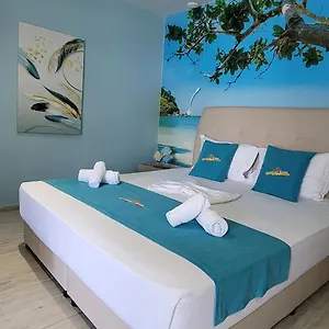  Apartment Suncoast Port Side