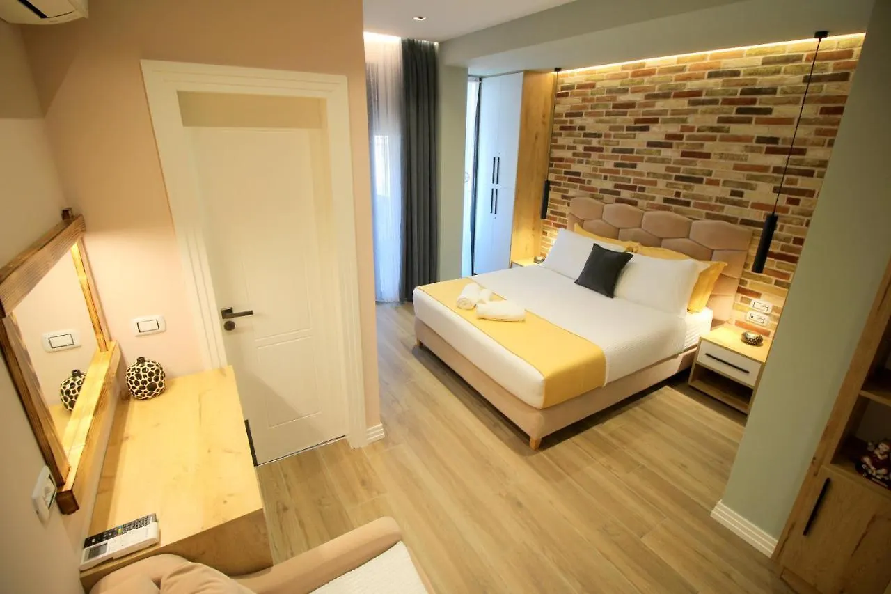 Ngjela Apartments Sarande