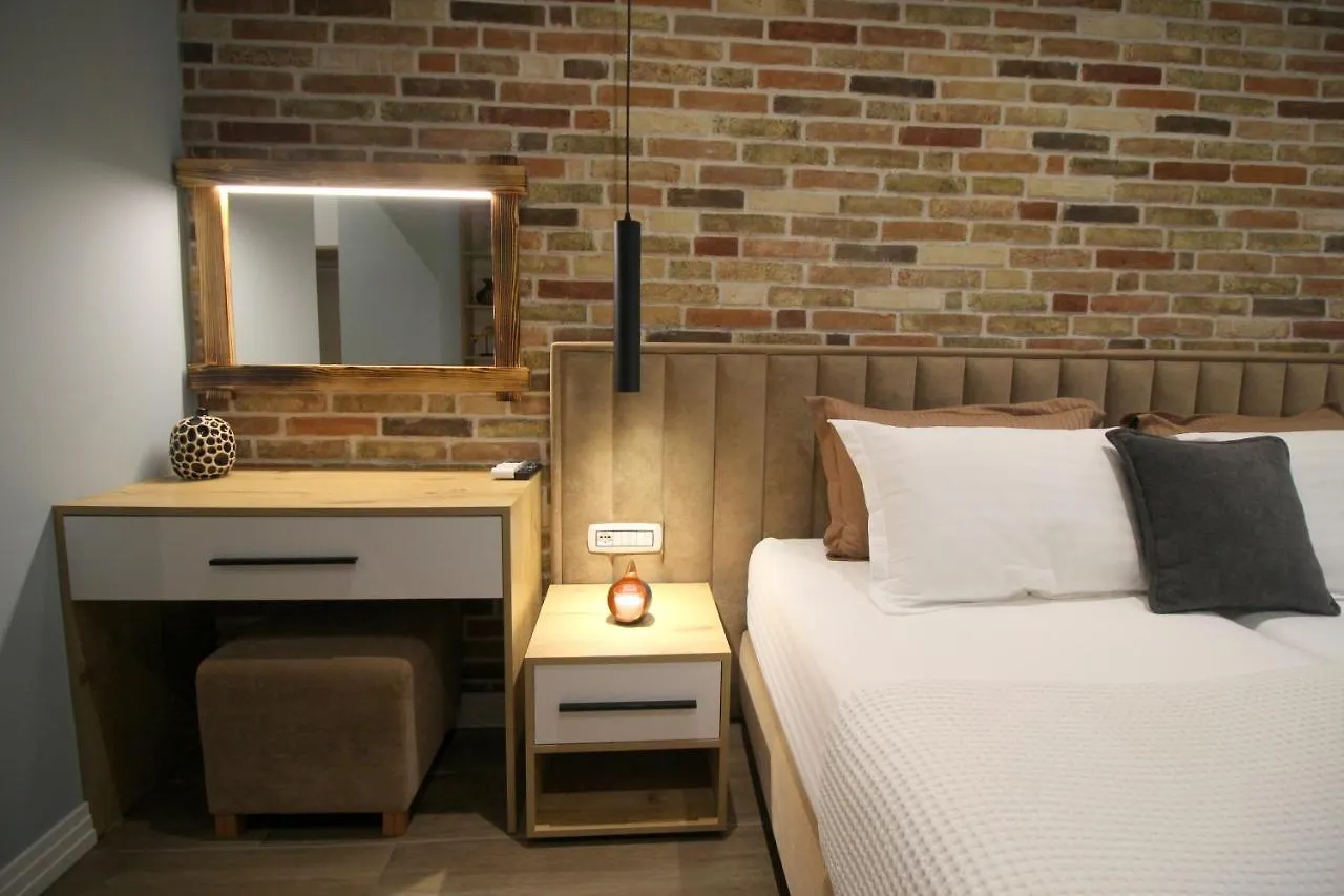 Ngjela Apartments Sarande